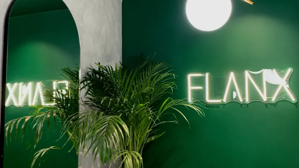 Flanx | Hair Salon Islington — Hairdresser in London